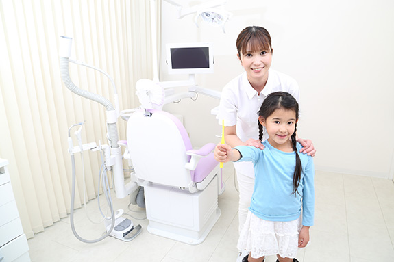 まずは、お友達になることから始めます。
